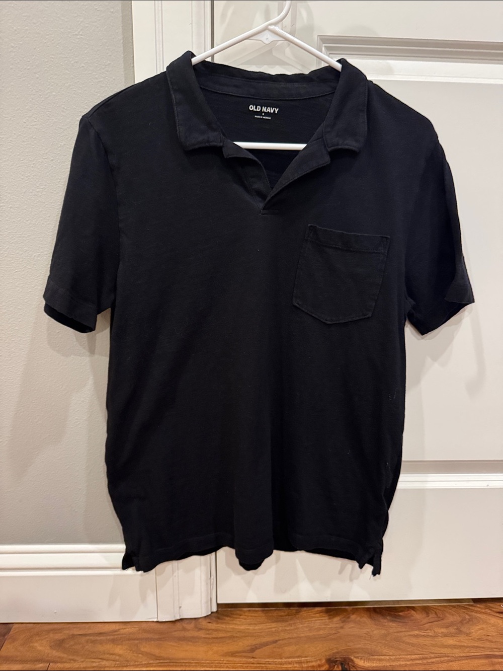 Old Navy Men's Black Polo with Chest Pocket
